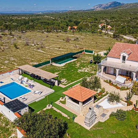 Ferienhaus In With Outdoor Swimming Pool *