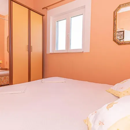 In With Outdoor Swimming Pool Ferienhaus