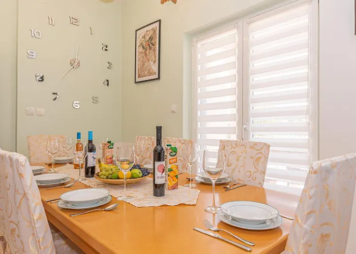 In With Outdoor Swimming Pool Sedramic