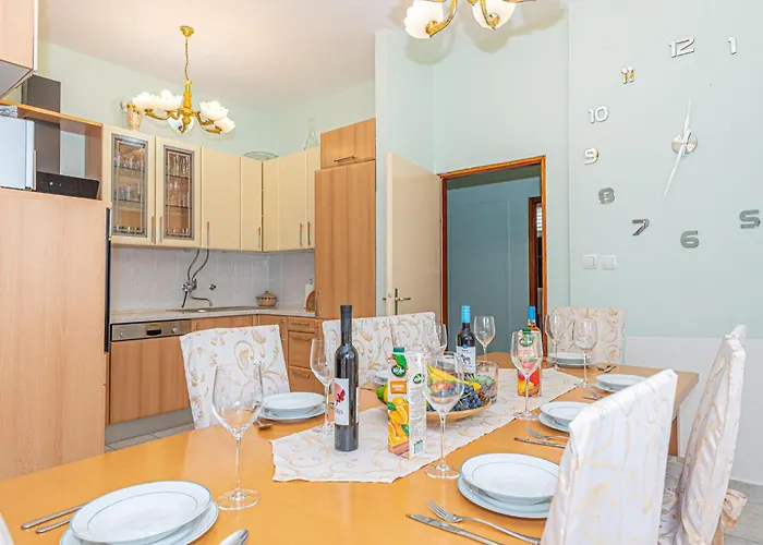 In With Outdoor Swimming Pool *